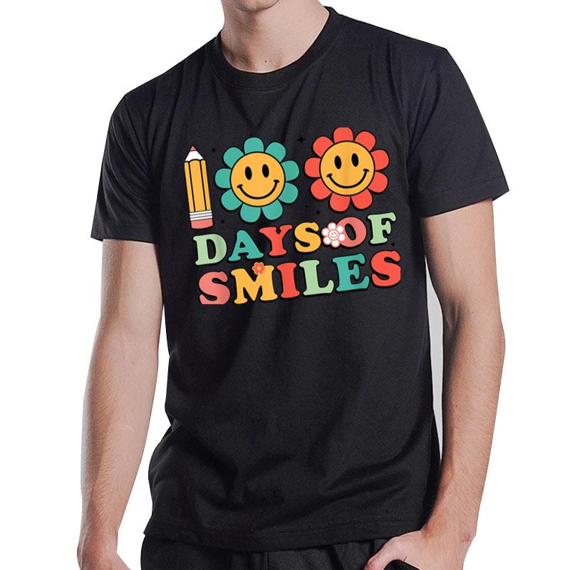 100 Days Of Smiles Retro Groovy Teacher 100Th Day Of School T-Shirt