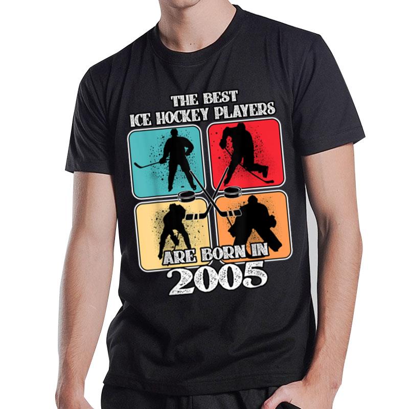 17 Year Old Ice Hockey Player 2005 17Th Birthday Vintage T-Shirt