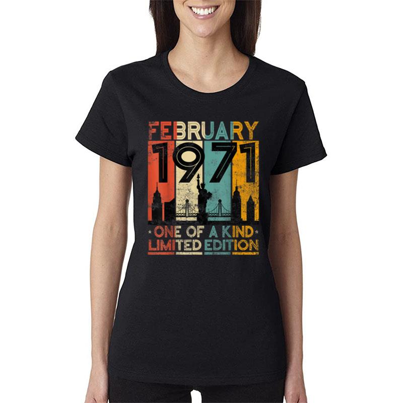 52 Years Old Vintage February 1971 Birthday Men Women 52Nd Women T-Shirt