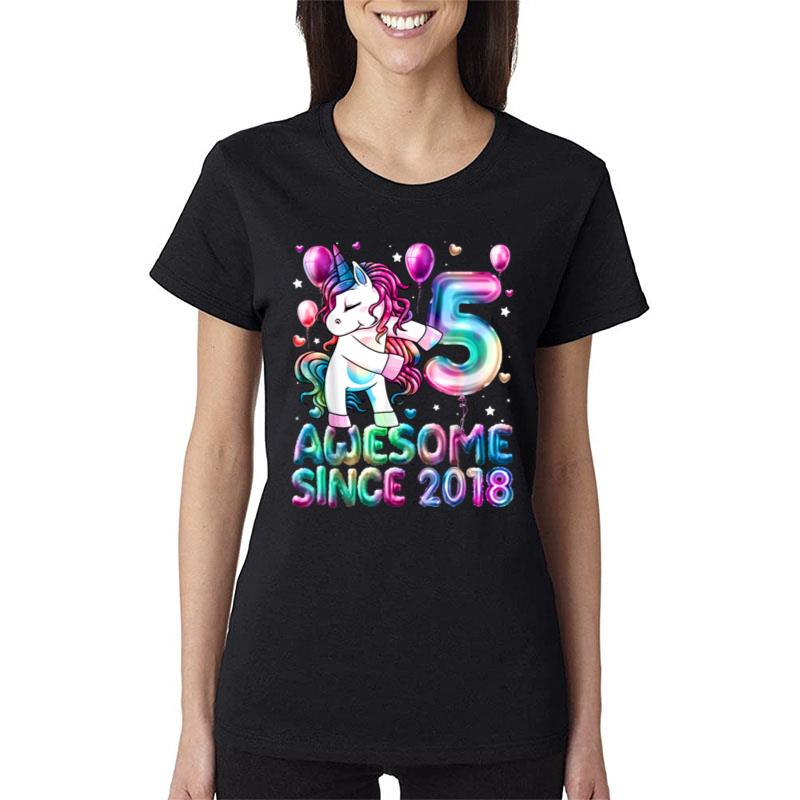 5 Years Old Unicorn Flossing 5Th Birthday Girl Unicorn Party Women T-Shirt