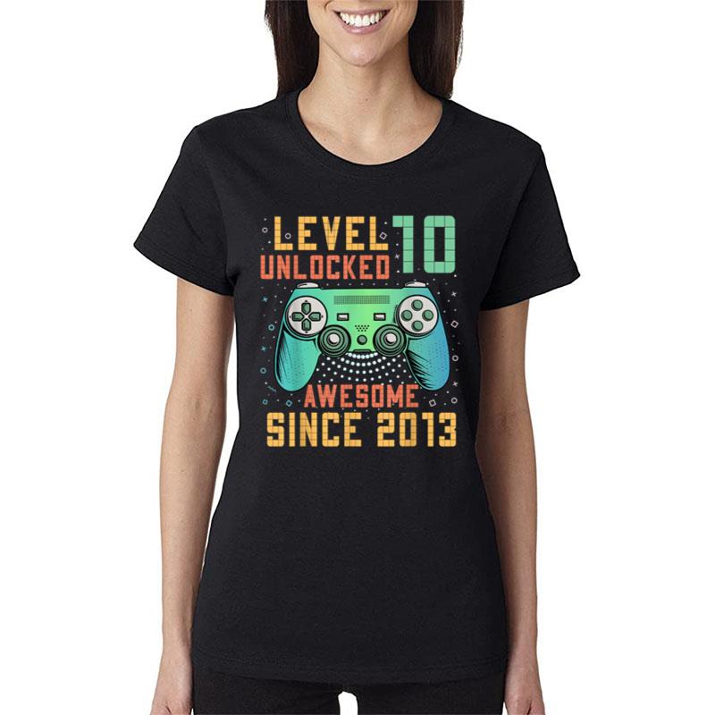 Level 10 Unlocked 10Th Birthday 10 Year Old Boy Gamer Bday Women T-Shirt