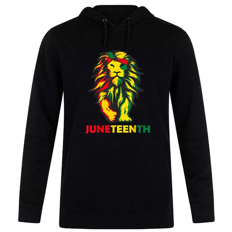 Lion Juneteenth Cool Black History African American Flag Hoodie