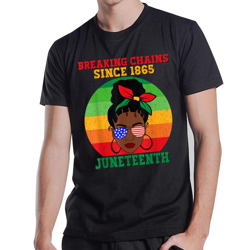 Messy Bun Juneteenth Breaking Chains Bandana Afro Sunglasses T-Shirt