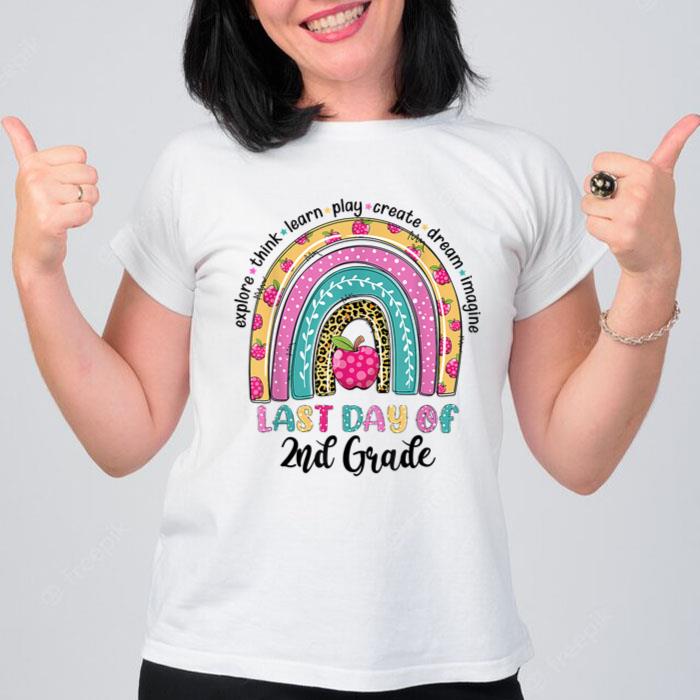 Rainbow Last Day Of School 2nd Second Grade Funny Teacher Women T-Shirt