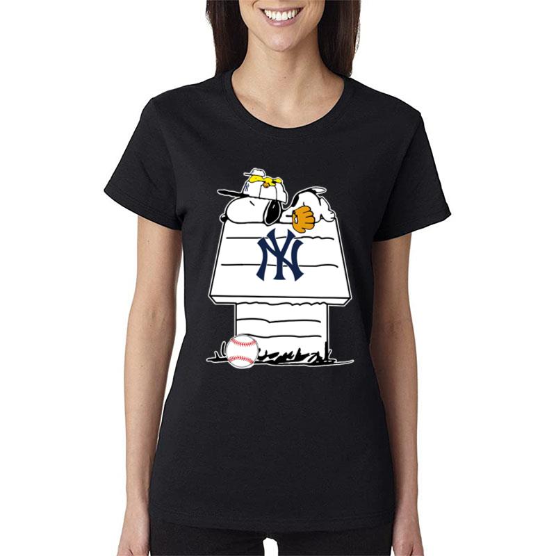 Snoopy Baseball New York Yankees Women T-Shirt