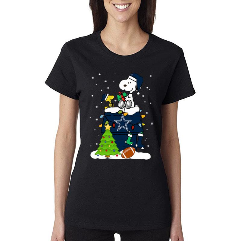 Snoopy Merry Christmas Nfl Cowboys Women T-Shirt