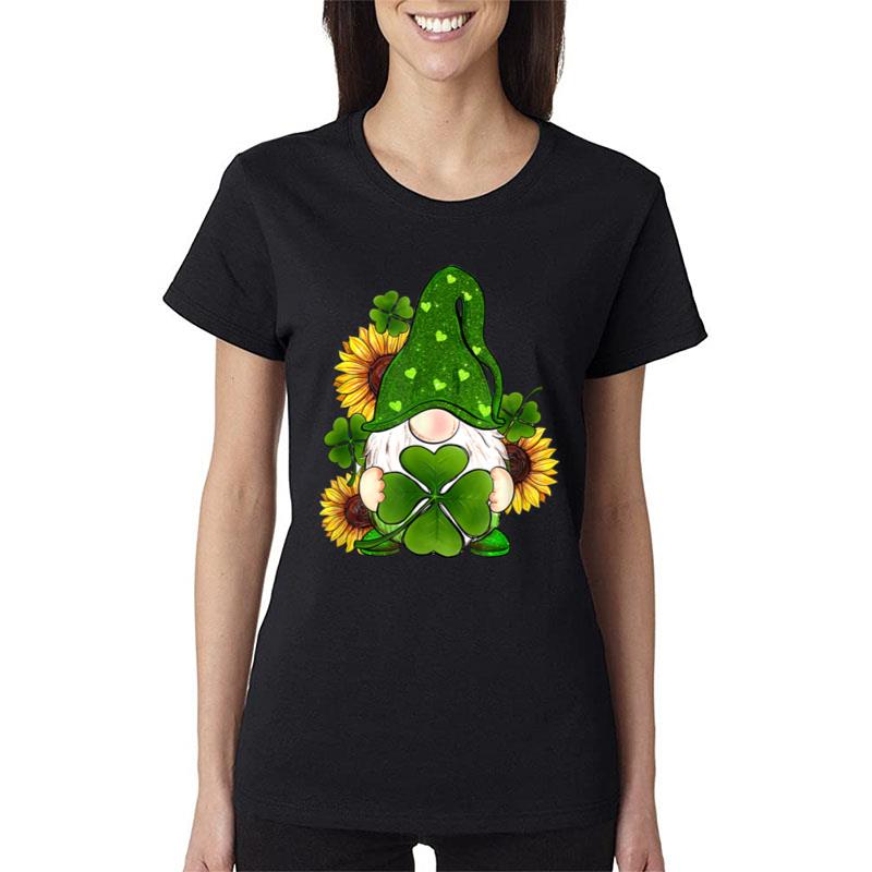 St. Patricks Day Shamrock Gnome With Sunflowers Women T-Shirt