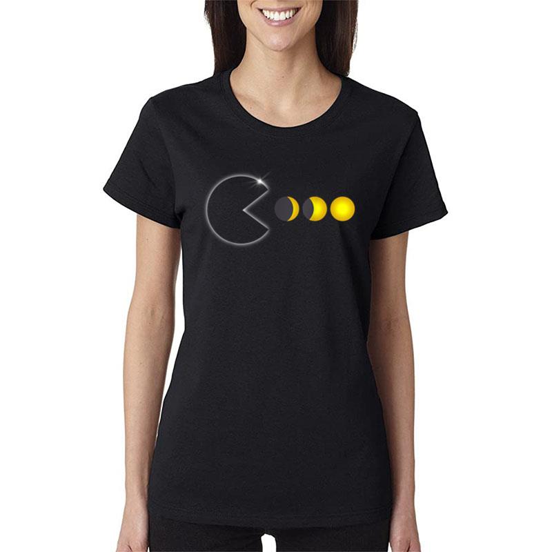 Total Solar Eclipse April 8 2024 Funny Phases Totality Ver 1 Women T-Shirt