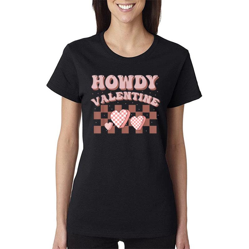 Valentines Day Heart Retro Groovy Howdy Valentine Leopard Women T-Shirt