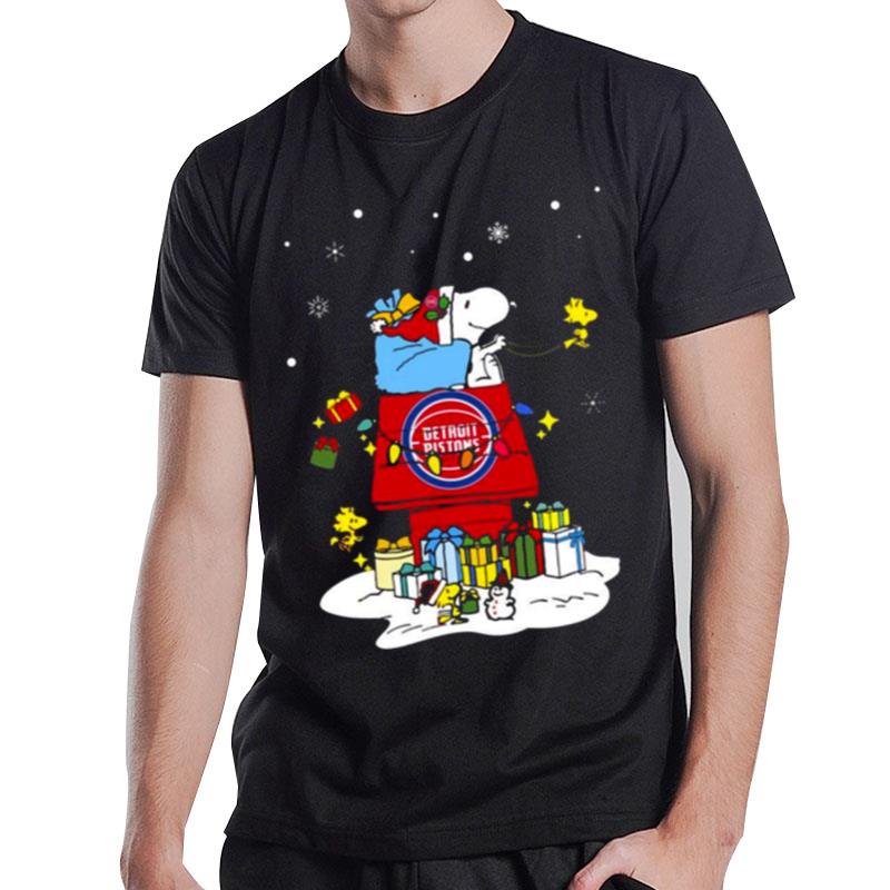 Detroit Pistons Santa Snoopy Wish You A Merry Christmas 2022 T-Shirt