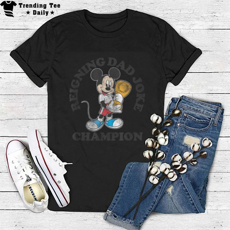 Disney Mickey Classic Father's Day Mickey Dad Joke Champion T-Shirt