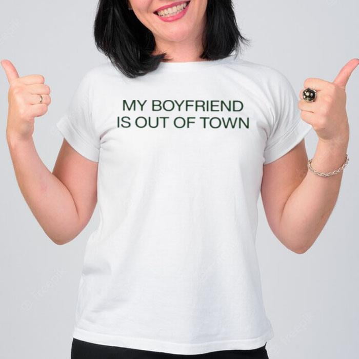 Drew Barrymore Wearing My Boyfriend Is Out Of Town T-Shirt