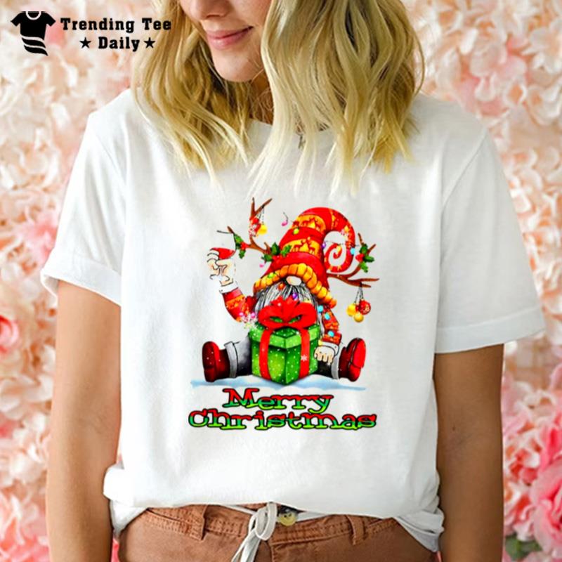 Gnome Drinking Wine Christmas Xmas Santa Reindeer T-Shirt