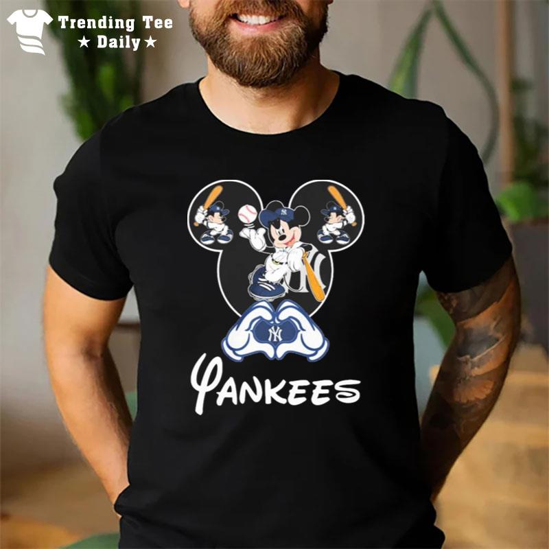 Mickey Mouse Baseball New York Yankees 2022 T-Shirt