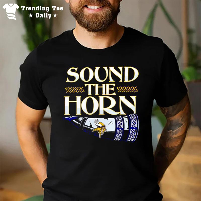 Minnesota Vikings Sound The Horn T-Shirt
