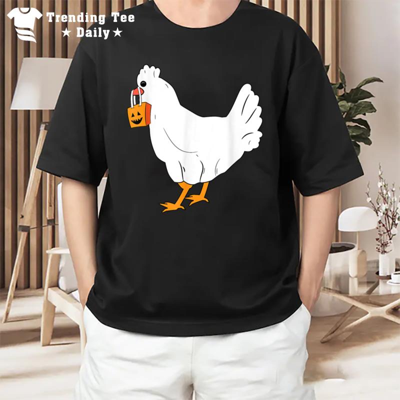 Halloween Chick Or Treat Funny Halloween Chicken Costume T-Shirt