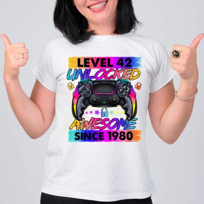 Level 42 Unlocked Awesome Since 1980 42Nd Birthday Gaming T-Shirt