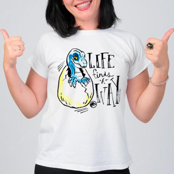 Life Finds A Way Jurassic World T-Shirt