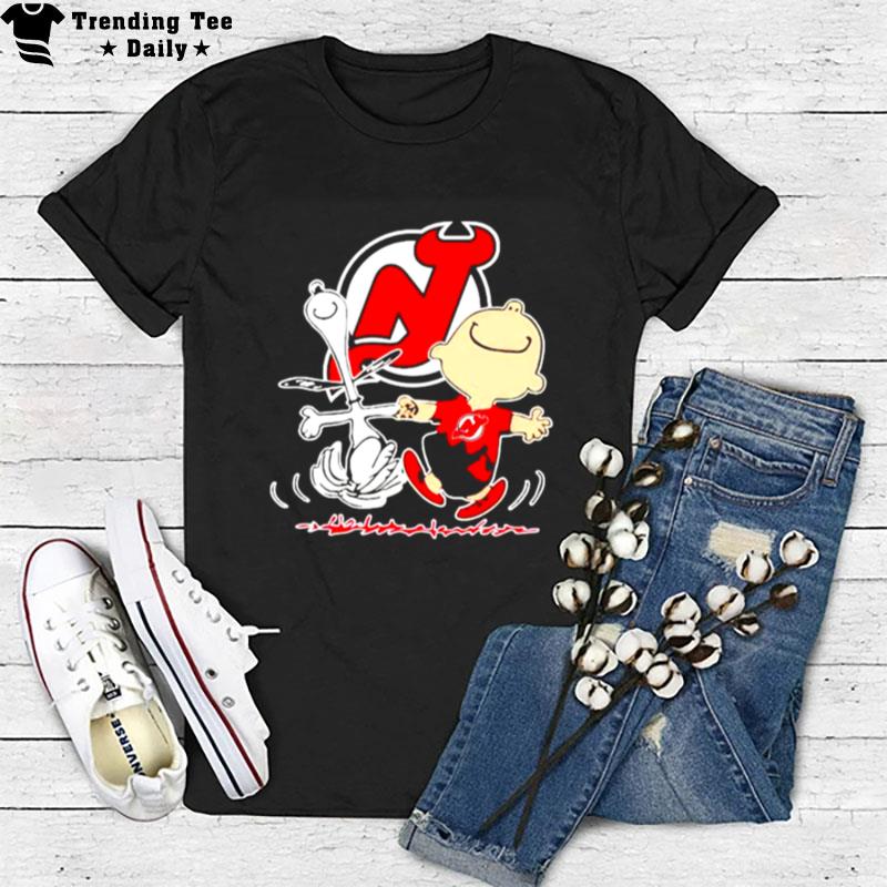 New Jersey Devils Snoopy And Charlie Brown Dancing T-Shirt