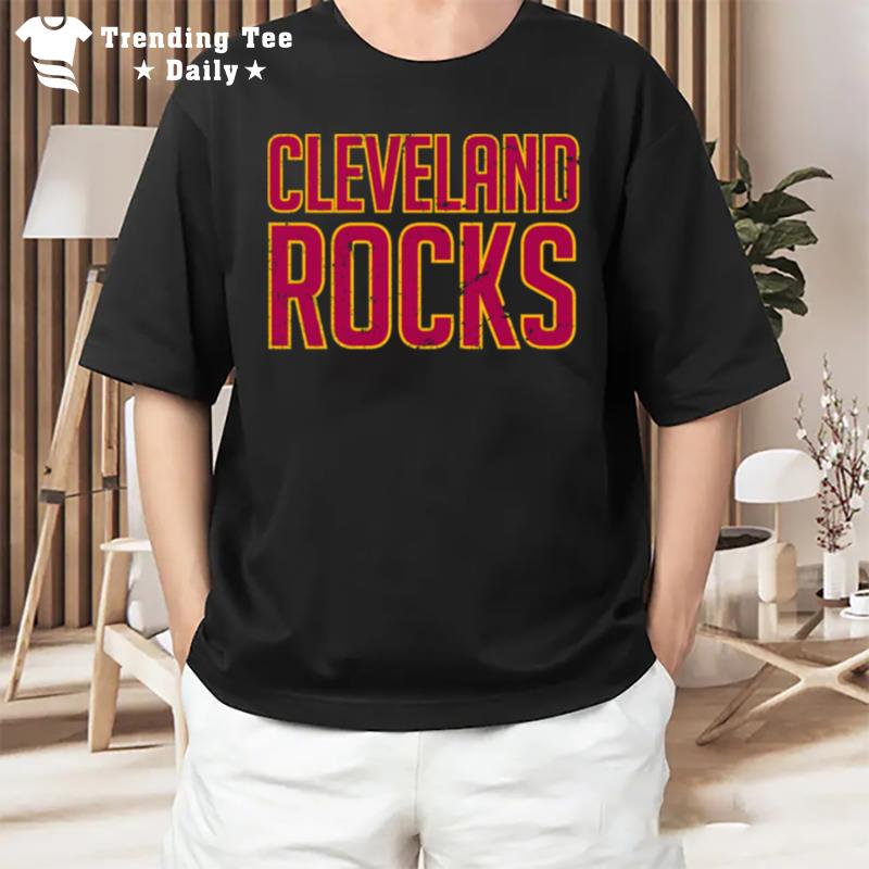 Original Cleveland Rocks Distressed Texture T-Shirt