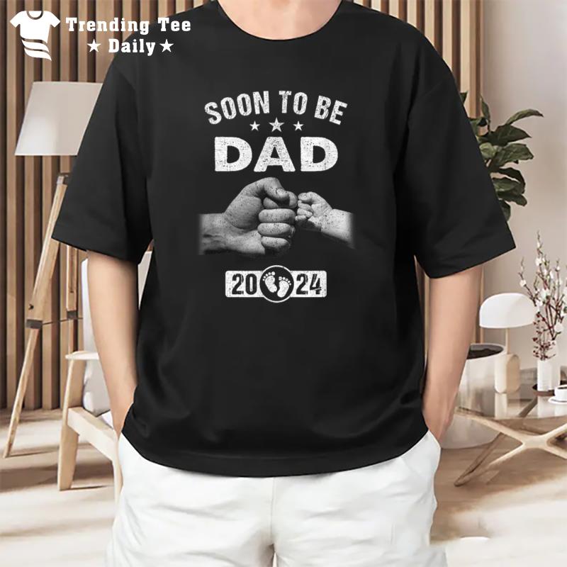 Soon To Be Dad Est 2024 Fathers Day First Time New Daddy T-Shirt