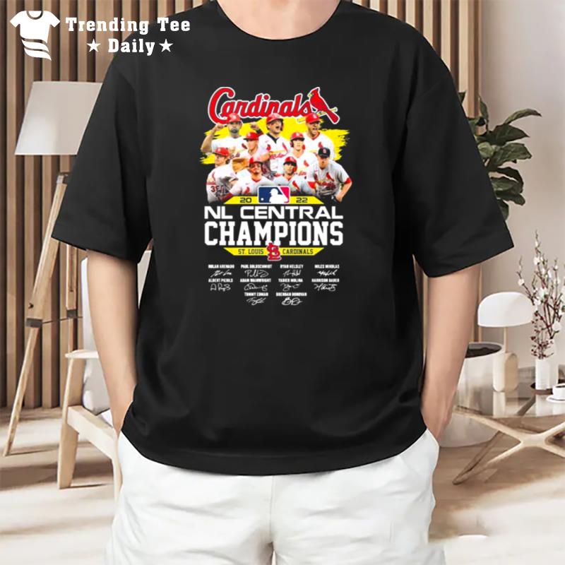 St Louis Cardinals Team Mlb 2022 Nl Central Champions Signatures T-Shirt