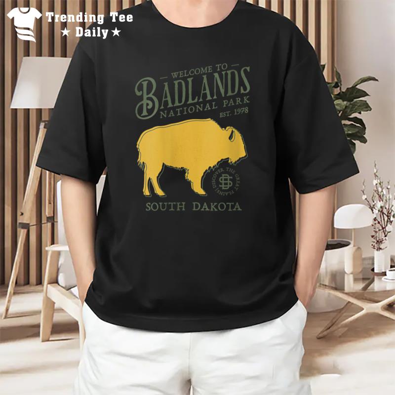 Vintage Badlands South Dakota Us National Park Bison T-Shirt