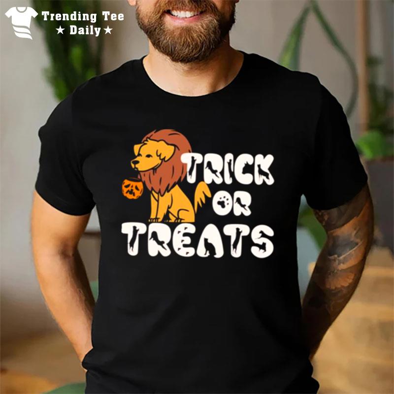 Trick Or Treats Funny Dog Meme Halloween Spooky Nigh T-Shirt