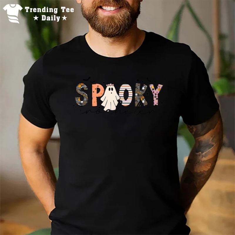 Trick Treat Groovy Ghost Halloween Pumkin Spooky Crocheter T-Shirt