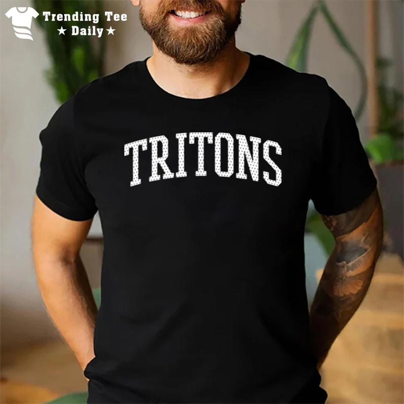 Tritons Arch Vintage College University Alumni Style T-Shirt