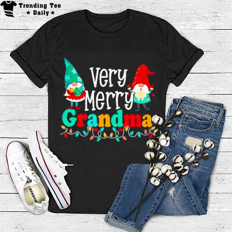 Very Merry Grandma Gnomes And Colorful String Lights Christmas T-Shirt