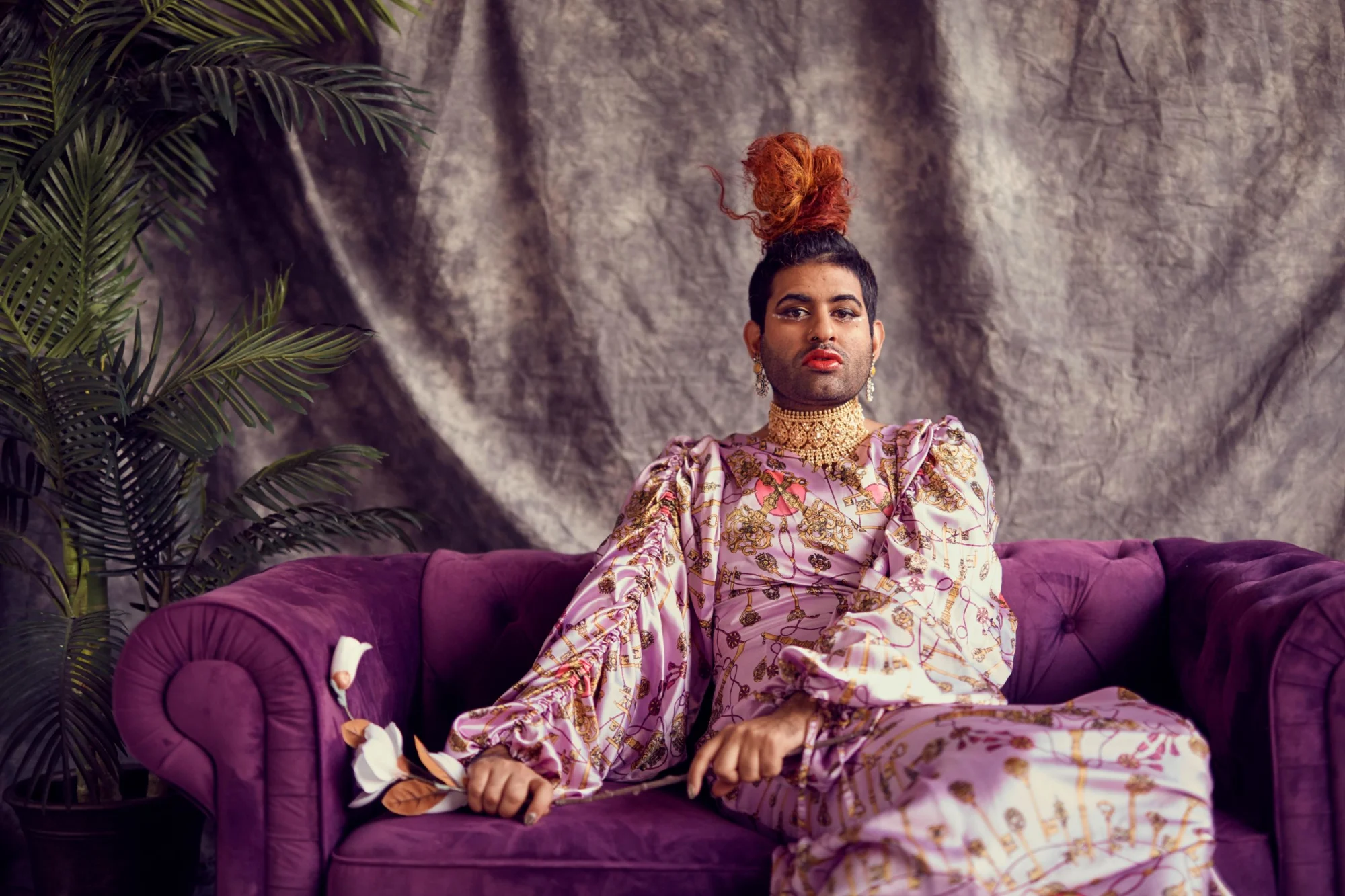 Alok Vaid-Menon: Redefining Beauty Standards